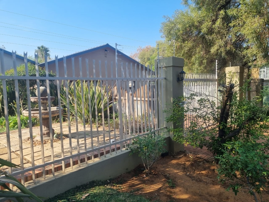 5 Bedroom Property for Sale in Universitas Free State